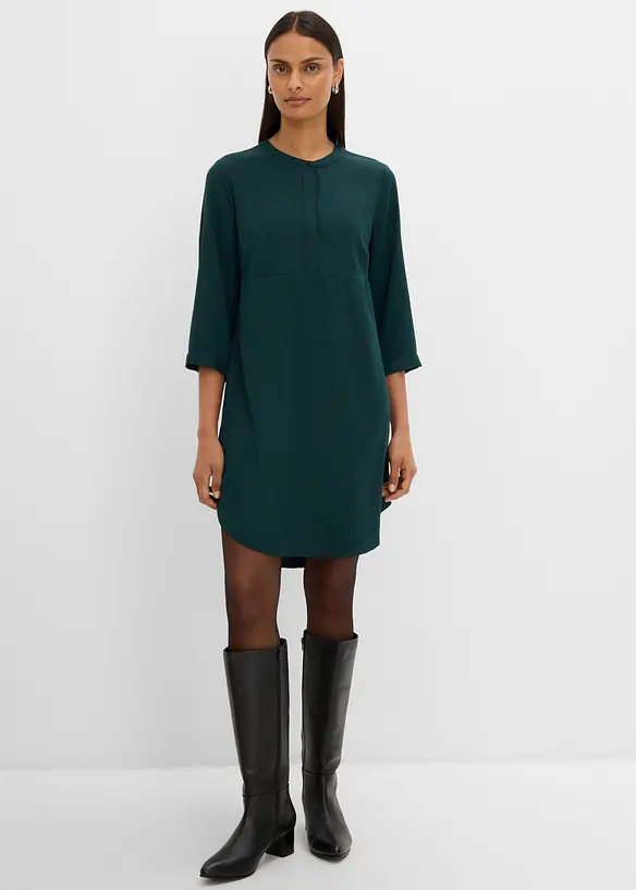 Blusenkleid mit kurzer Knopfleiste in grün von vorne (Totalaufnahme) - bonprix