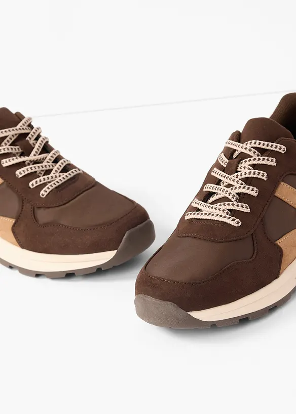 Sneaker im Retrolook in braun - bonprix