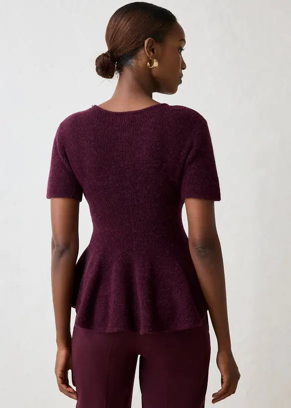 Wollpullover mit Schößchen in rot von hinten (im Anschnitt) - bonprix Wollpullover mit Schößchen in rot von hinten (im Anschnitt) - bonprix