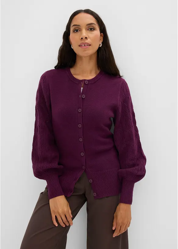 Ajour-Strickjacke in lila von vorne (im Anschnitt) - bonprix Ajour-Strickjacke in lila von vorne (im Anschnitt) - bonprix