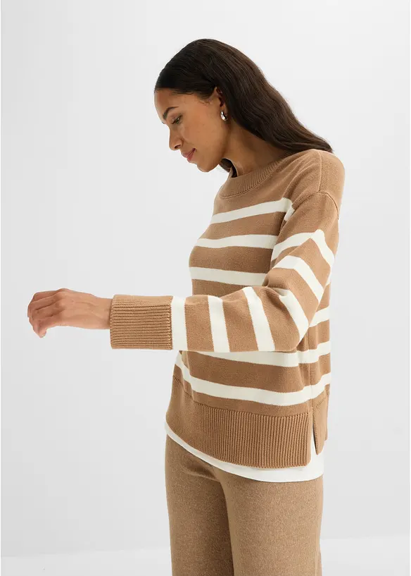 Feinstrickpullover aus Baumwoll-Mix in braun von vorne (im Anschnitt) - bonprix