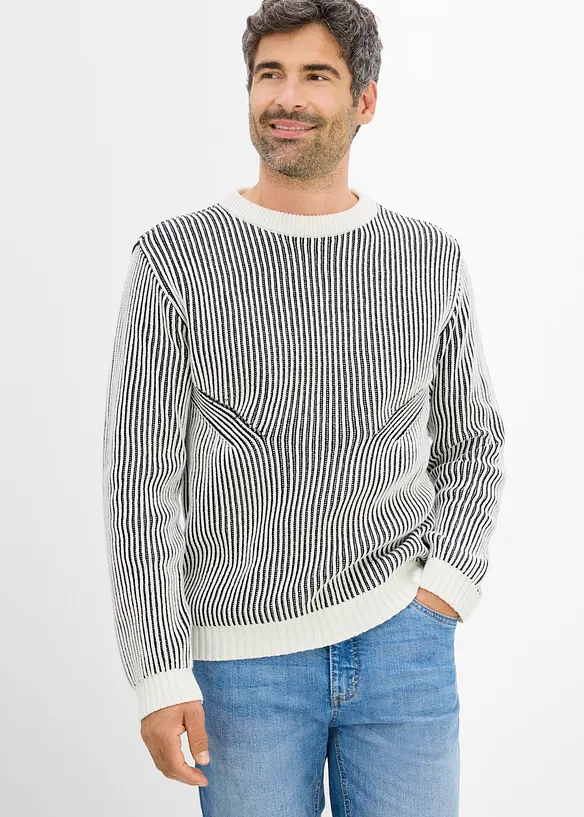 Grobstrick-Pullover aus Baumwoll-Mix in schwarz von vorne (im Anschnitt) - bonprix