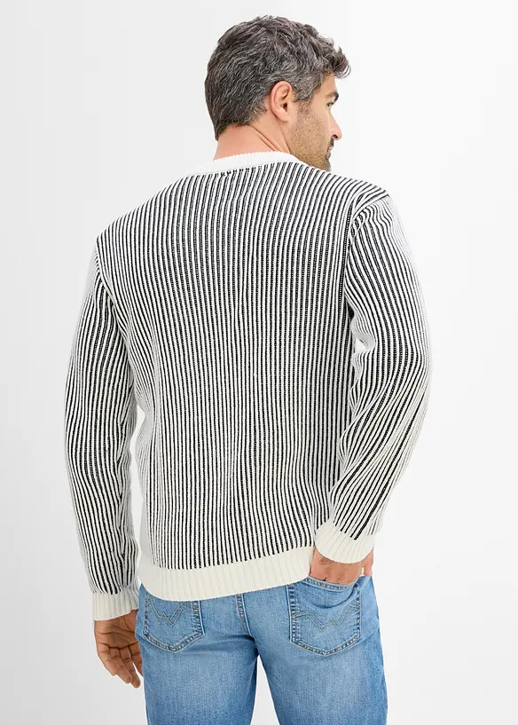 Grobstrick-Pullover aus Baumwoll-Mix in schwarz von hinten (im Anschnitt) - bonprix