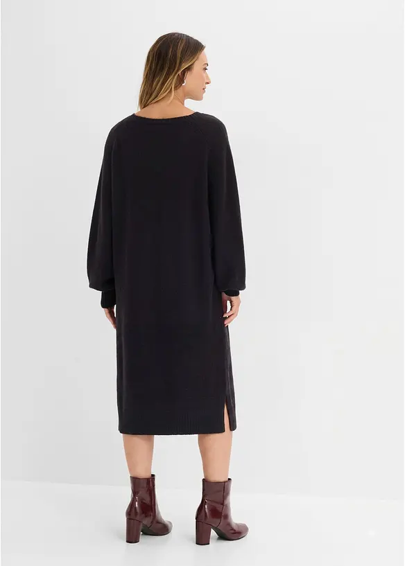 Oversized Strickkleid in Midilänge in schwarz von hinten (Totalaufnahme) - bonprix