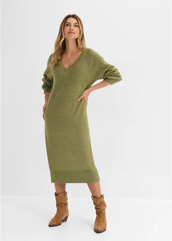 Oversized Strickkleid in Midilänge in grün von vorne (Totalaufnahme) - bonprix