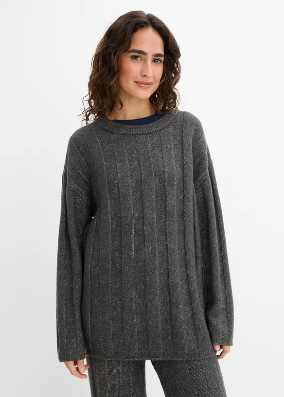 Oversize-Pullover aus Rippstrick in grau von vorne (im Anschnitt) - bonprix