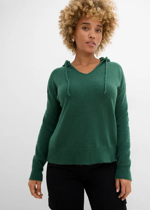 Strick-Pullover mit V-Ausschnitt und Kapuze in grün von vorne (im Anschnitt) - bonprix Strick-Pullover mit V-Ausschnitt und Kapuze in grün von vorne (im Anschnitt) - bonprix