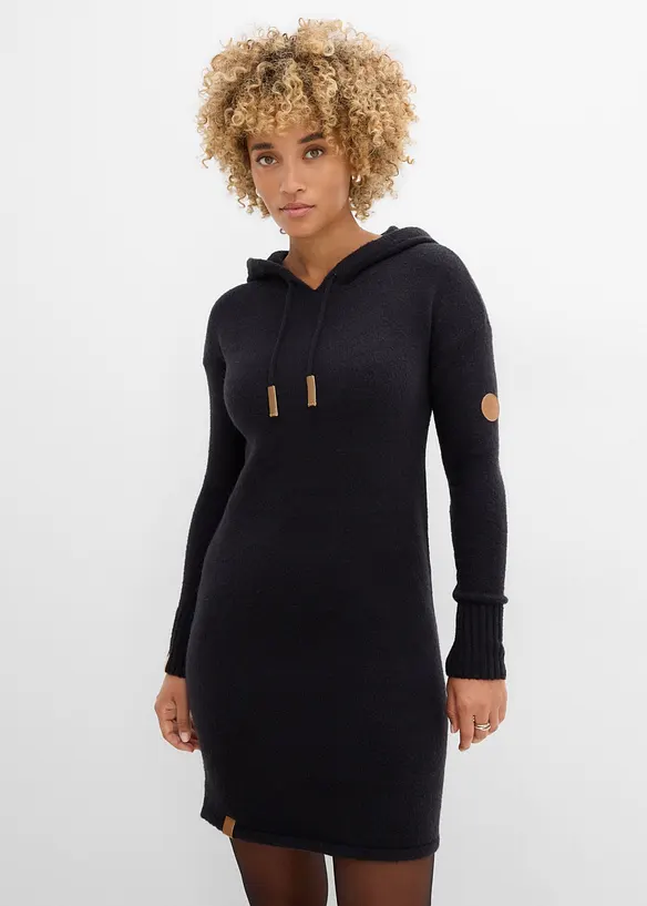 Strickkleid mit Kapuze in schwarz von vorne (Totalaufnahme) - bonprix