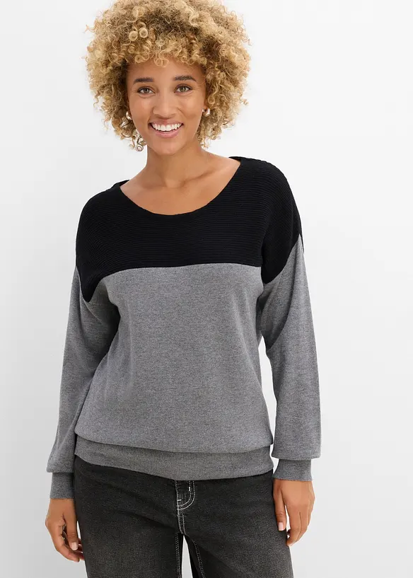 Oversize-Pullover in schwarz von vorne (im Anschnitt) - bonprix