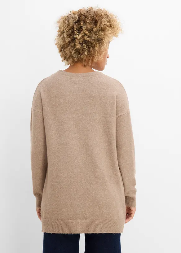 Oversize-Pullover mit Zopfmuster in braun von hinten (im Anschnitt) - bonprix