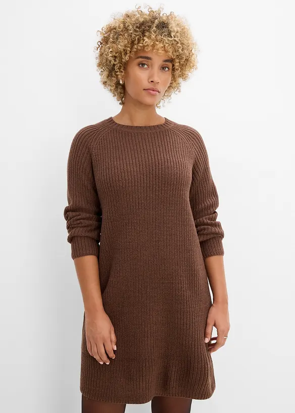 Strickkleid in braun von vorne (Totalaufnahme) - bonprix