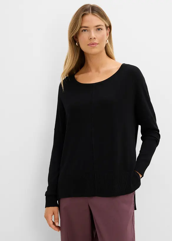Oversize-Strickpullover in schwarz von vorne (im Anschnitt) - bonprix