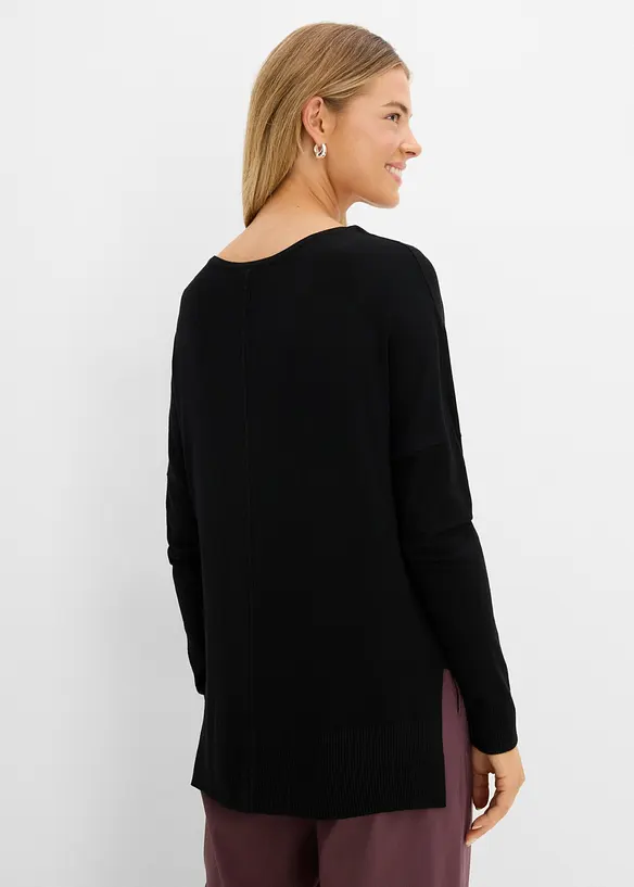 Oversize-Strickpullover in schwarz von hinten (im Anschnitt) - bonprix