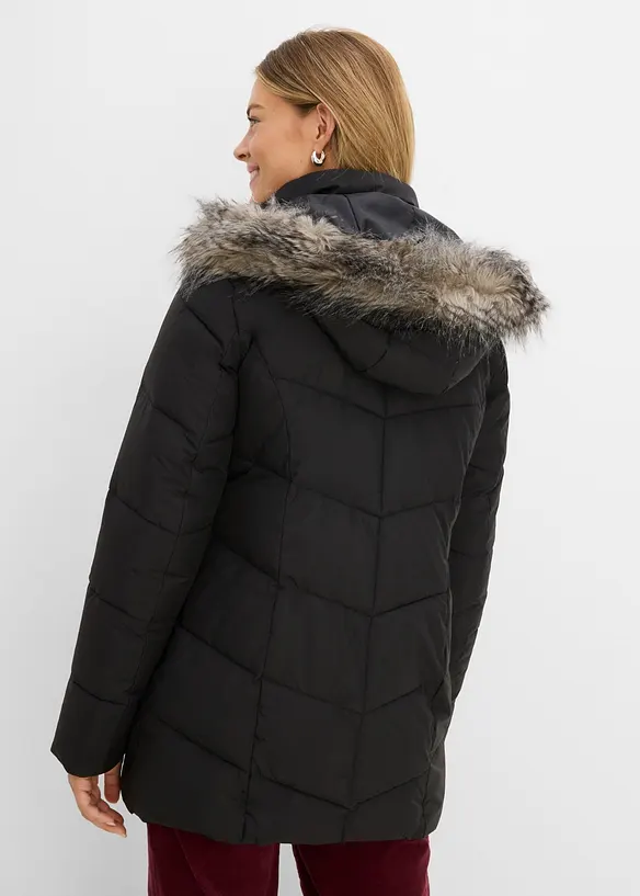 Steppjacke in schwarz von hinten (im Anschnitt) - bonprix