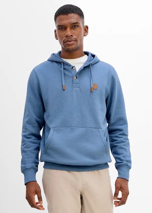 Hoodie mit Lederimitat-Details in blau von vorne (im Anschnitt) - bonprix