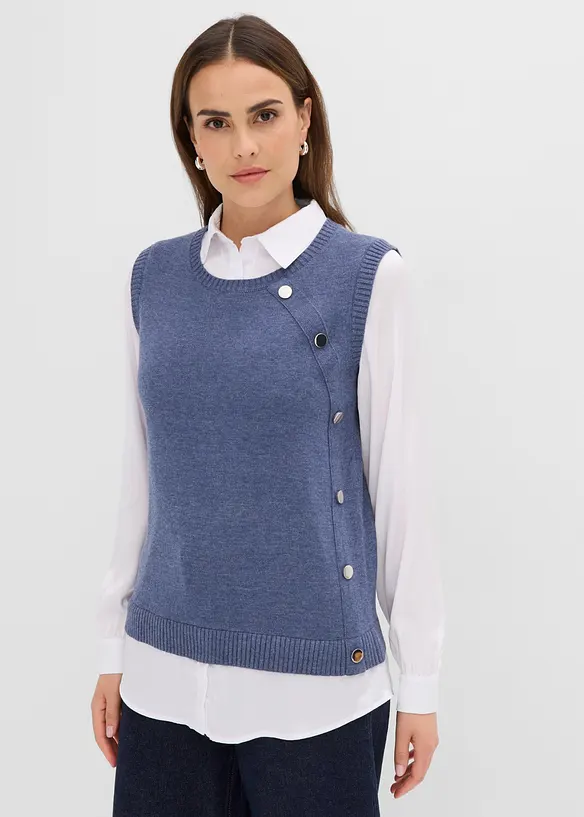 Pullover mit Blusen-Einsatz in blau von vorne (im Anschnitt) - bonprix