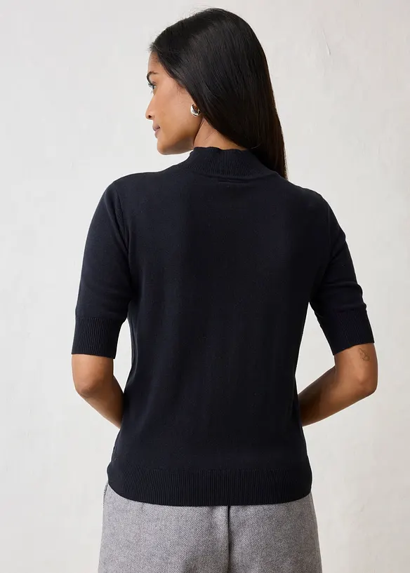 Rollkragenpullover aus weichem Woll-Mix in schwarz von hinten (im Anschnitt) - bonprix Rollkragenpullover aus weichem Woll-Mix in schwarz von hinten (im Anschnitt) - bonprix