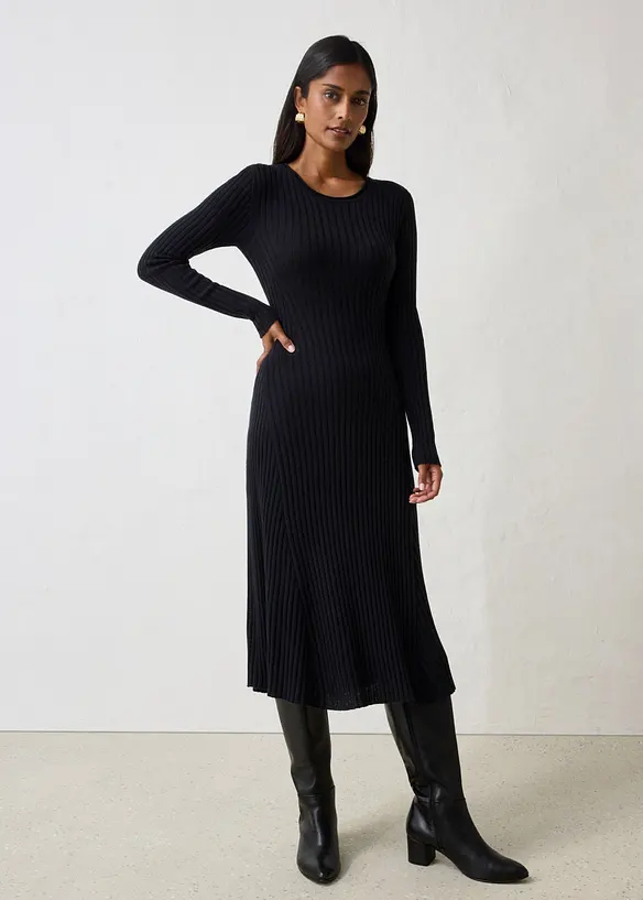 Strickkleid aus Merinowolle in schwarz von vorne (Totalaufnahme) - bonprix Strickkleid aus Merinowolle in schwarz von vorne (Totalaufnahme) - bonprix