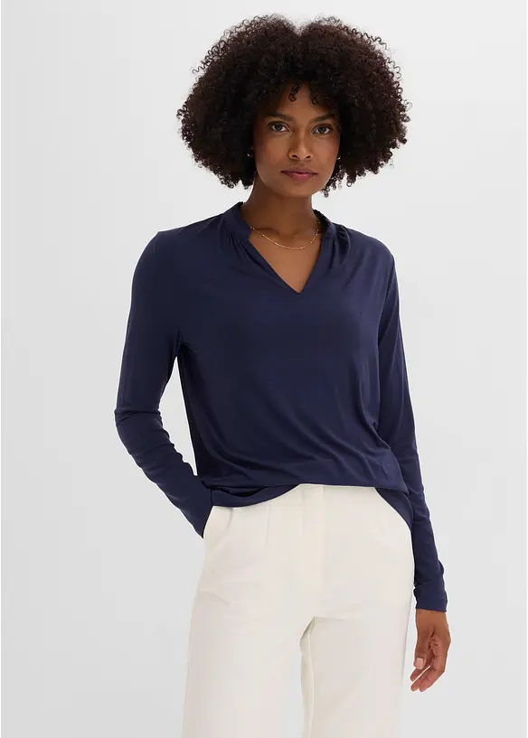 Shirt mit Stehkragen in blau von vorne (im Anschnitt) - bonprix