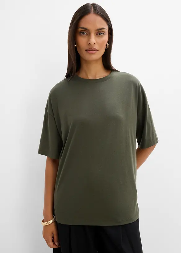 Lockeres T-Shirt aus Baumwoll-Mix in grün von vorne (im Anschnitt) - bonprix