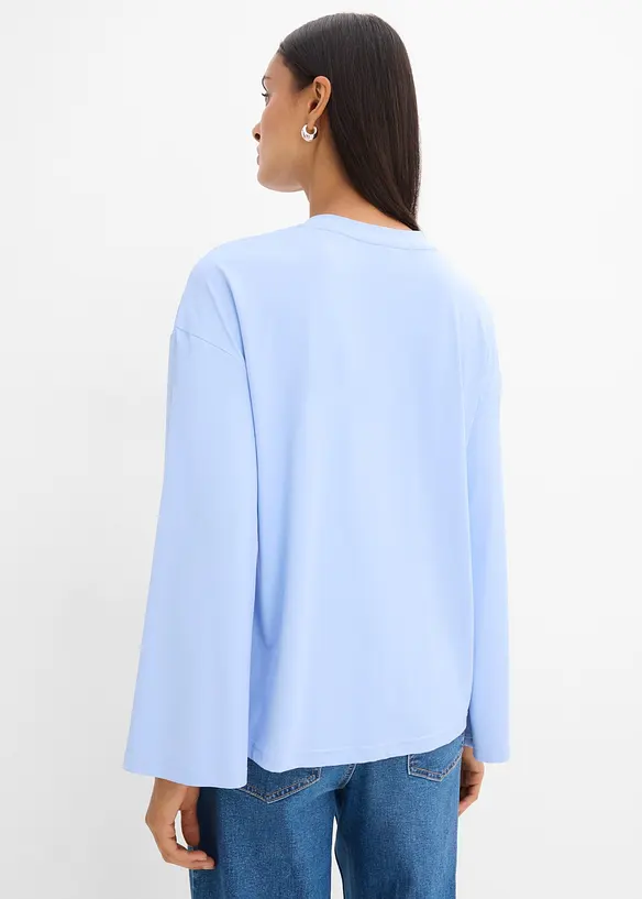 Longshirt aus fließender Qualität in blau von hinten (im Anschnitt) - bonprix