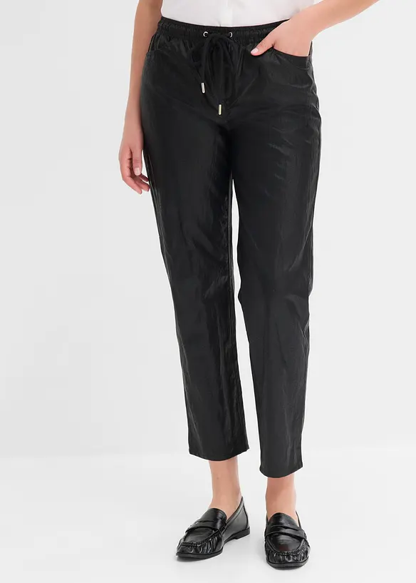 Lederimitat Schlupfhose mit Crash-Optik in schwarz von vorne - bonprix