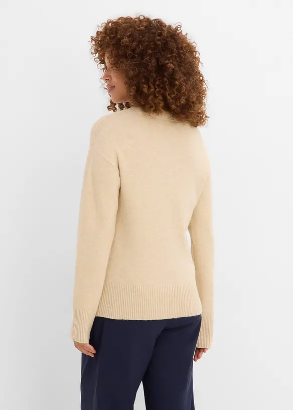 Pullover aus Viskose-Mix in beige von hinten (im Anschnitt) - bonprix