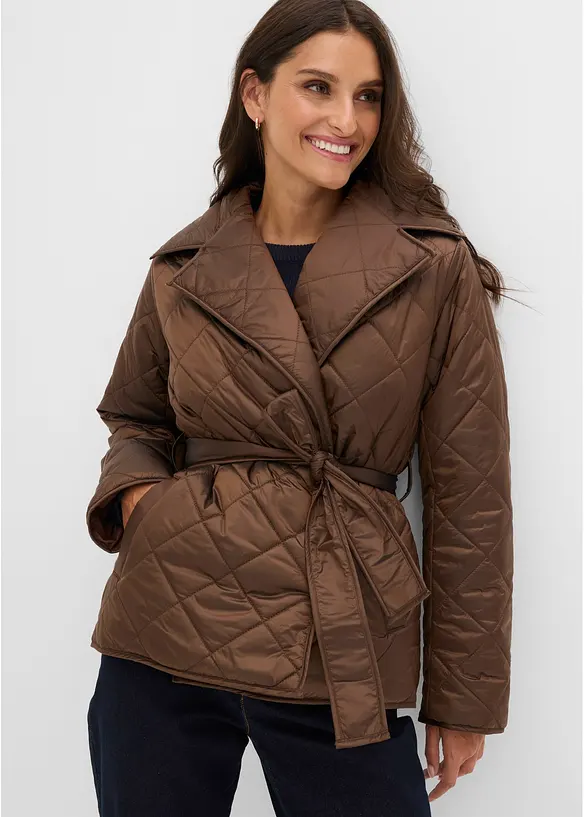 Leicht wattierte Steppjacke in braun von vorne (im Anschnitt) - bonprix