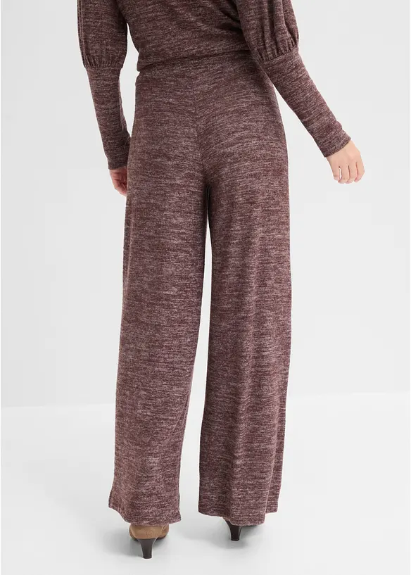 Schlupfhose aus weicher Viskose in braun von hinten - bonprix