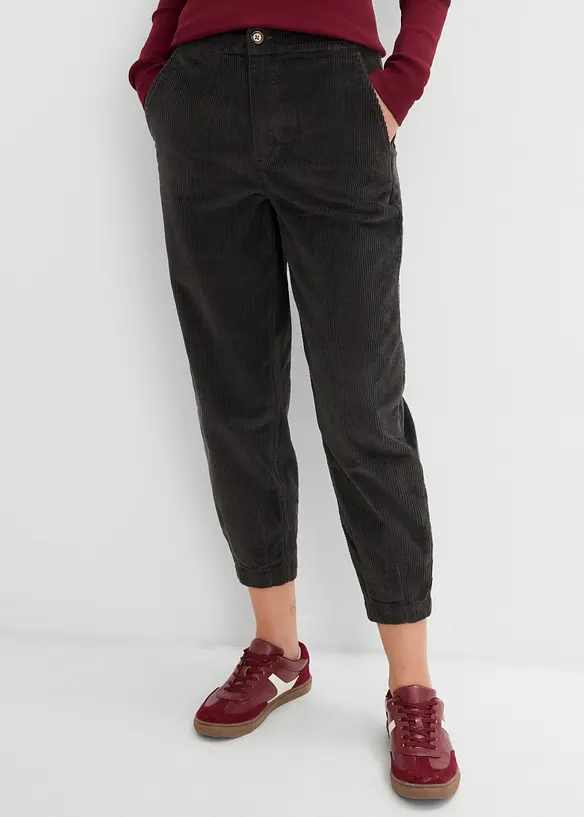 Cordhose in Barellform in grau von vorne - bonprix