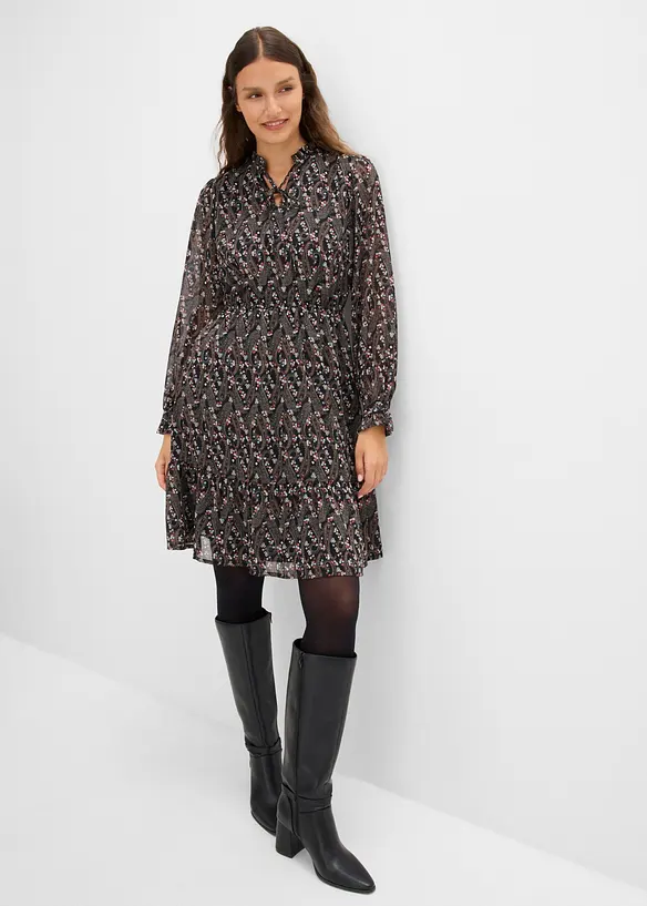 Chiffonkleid in schwarz von vorne (Totalaufnahme) - bonprix
