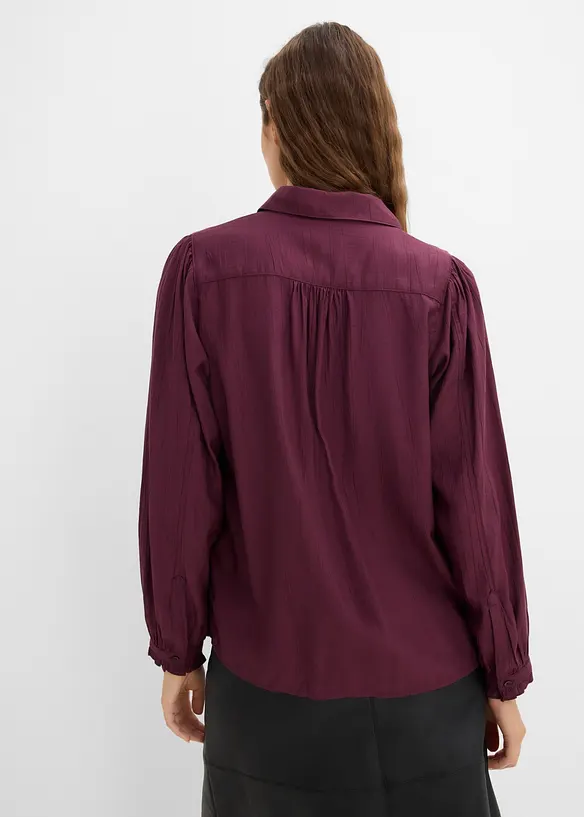 Bluse aus strukturiertem Viskose-Mix in rot von hinten (im Anschnitt) - bonprix Bluse aus strukturiertem Viskose-Mix in rot von hinten (im Anschnitt) - bonprix