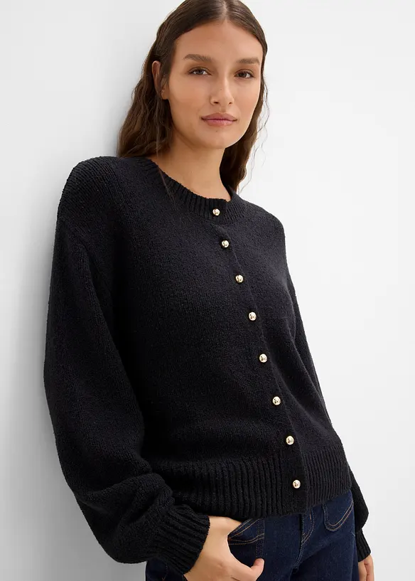Grobstrickjacke mit Knopfleiste in schwarz von vorne (im Anschnitt) - bonprix Grobstrickjacke mit Knopfleiste in schwarz von vorne (im Anschnitt) - bonprix