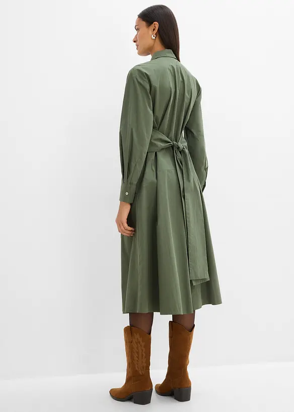 Hemdblusenkleid mit Bindedetail aus reiner Baumwolle in grün von hinten (Totalaufnahme) - bonprix Hemdblusenkleid mit Bindedetail aus reiner Baumwolle in grün von hinten (Totalaufnahme) - bonprix