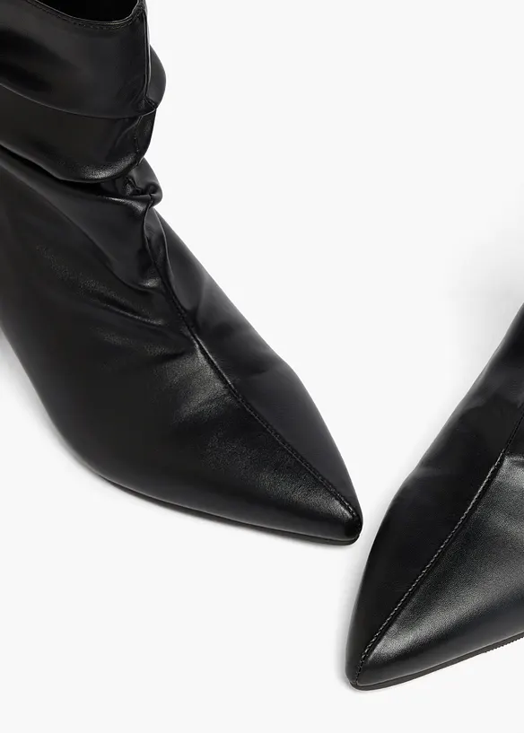 Stiefeletten mit Raffung in schwarz - bonprix