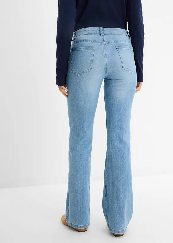 Bootcut-Jeans Mid Waist, Komfort-Stretch in blau von hinten - bonprix