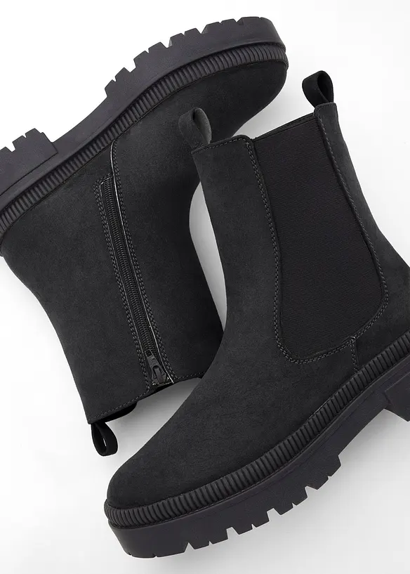 Chelsea-Boots mit Profilsohle in schwarz - bonprix