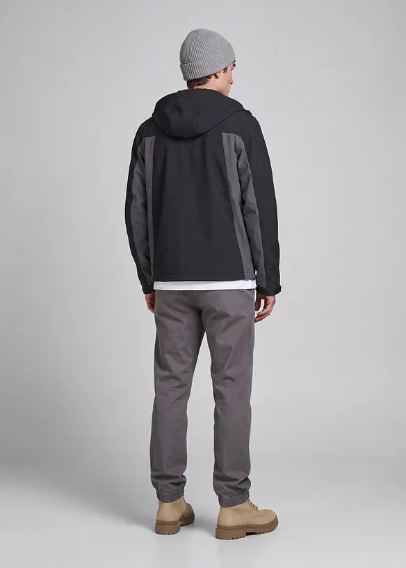 JJ REBEL Softshelljacke in schwarz von hinten (im Anschnitt) - JJ REBEL