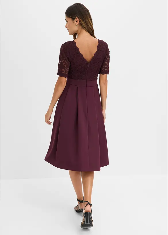 Cocktailkleid aus softem Scuba mit Spitze in rot von hinten (Totalaufnahme) - bonprix