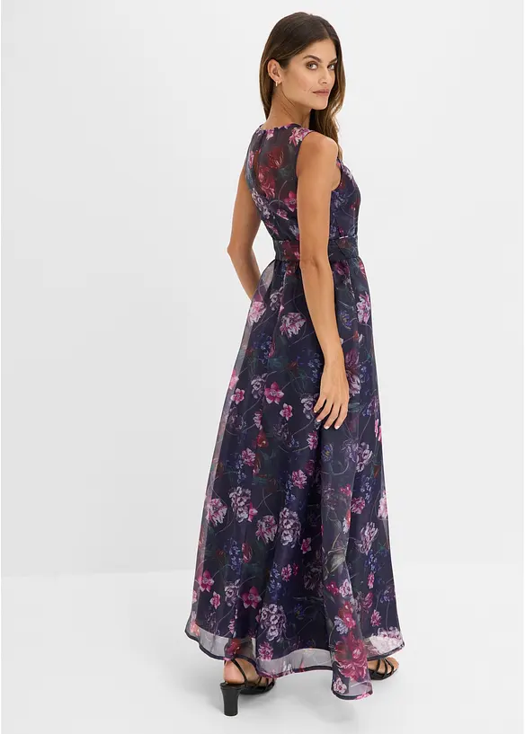 Maxikleid in blau von hinten (Totalaufnahme) - bonprix