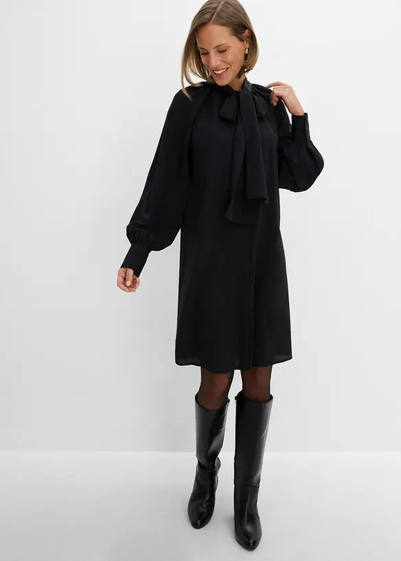 Blusenkleid mit Schluppenkragen in schwarz von vorne (Totalaufnahme) - bonprix