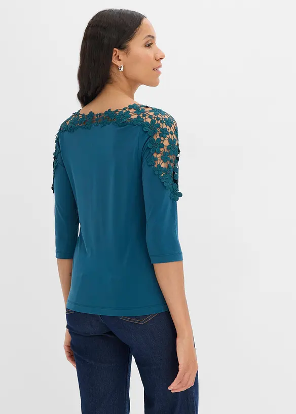 Shirt mit Häkeleinsatz und 3/4 Arm in petrol von hinten (im Anschnitt) - bonprix