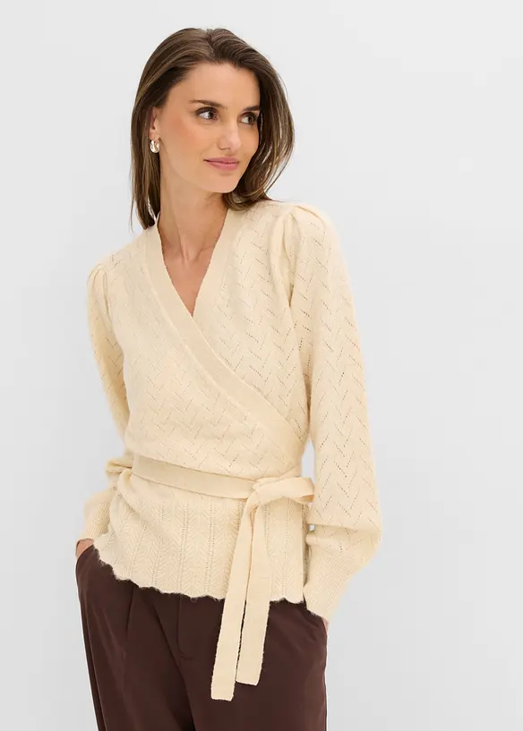 Wickelpullover mit Puffärmeln in beige von vorne (im Anschnitt) - bonprix