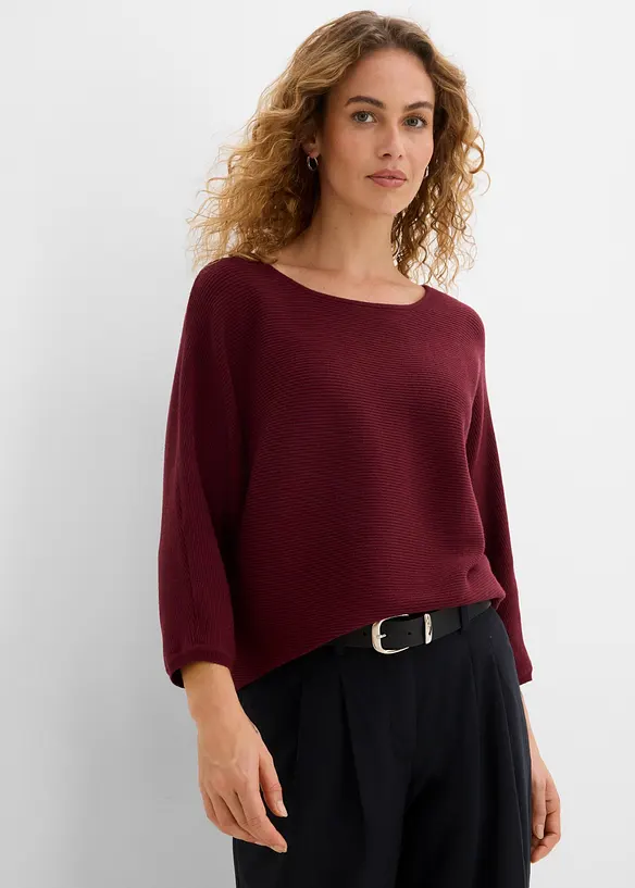 Oversize-Ripp-Pullover aus Viskose-Mix in rot von vorne (im Anschnitt) - bonprix