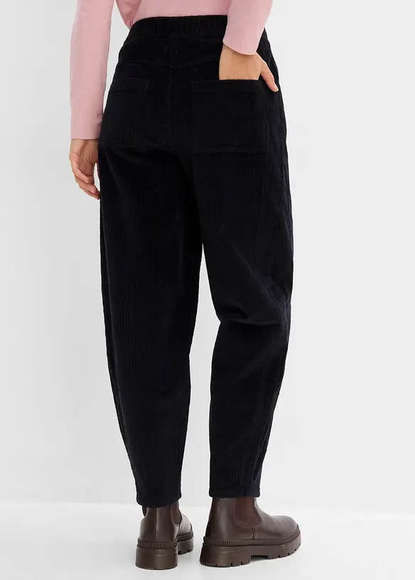 Barrel-Cordhose aus Baumwoll-Mix in schwarz von hinten - bonprix Barrel-Cordhose aus Baumwoll-Mix in schwarz von hinten - bonprix