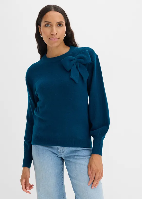 Pullover mit Schleifen-Applikation in petrol von vorne (im Anschnitt) - bonprix