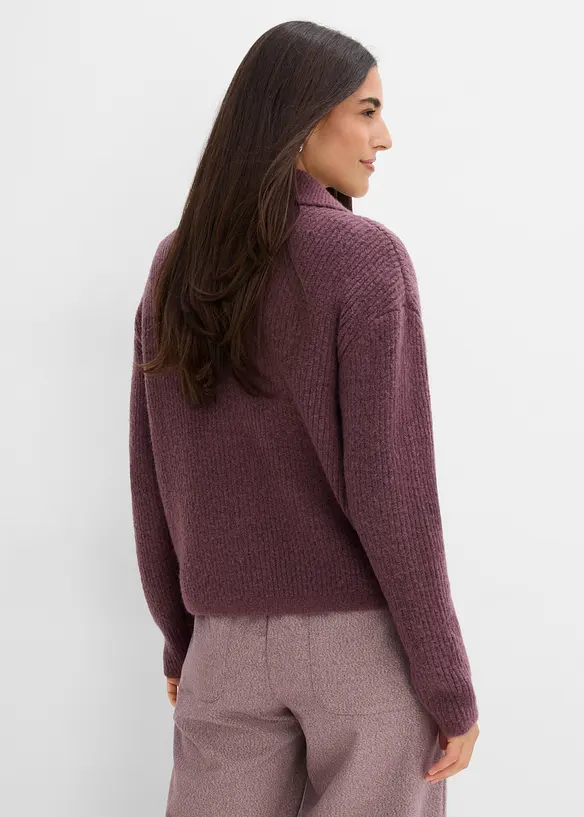 Strickjacke aus flauschigem Rippstrick in lila von hinten (im Anschnitt) - bonprix