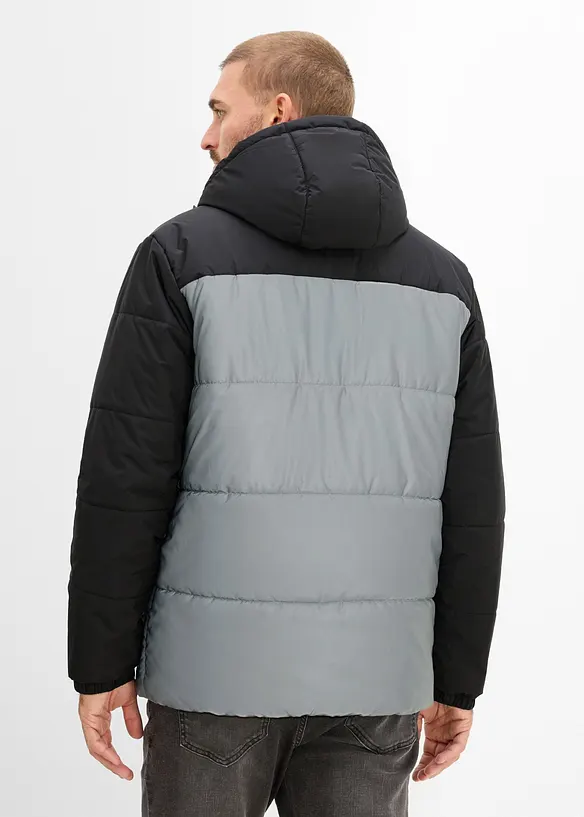 Reflektierende Jacke in Regular Fit in schwarz von hinten (im Anschnitt) - bonprix