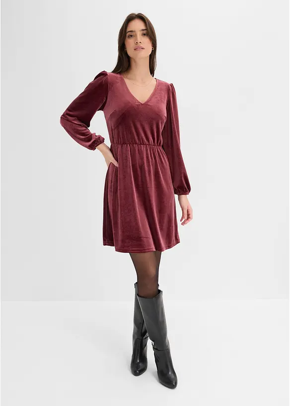 Jerseykleid aus softem Samt in rot von vorne (Totalaufnahme) - bonprix Jerseykleid aus softem Samt in rot von vorne (Totalaufnahme) - bonprix