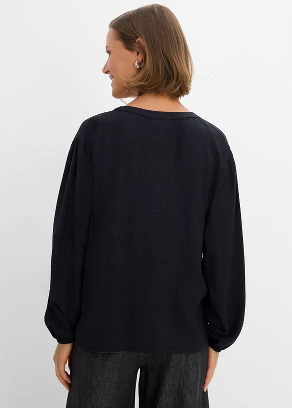 Tunikabluse aus Viskose-Mix in schwarz von hinten (im Anschnitt) - bonprix Tunikabluse aus Viskose-Mix in schwarz von hinten (im Anschnitt) - bonprix